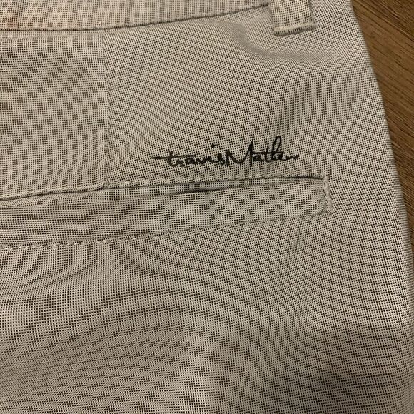 Travis Mathew Beck Shorts Mens Gray 34 Performance Stretch Golf Wicking Casual - Picture 9 of 13